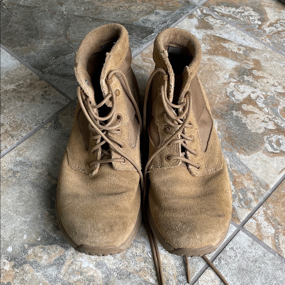 GORUCK Tan Suede Lace-Up Boots
